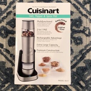 Cuisinart Rechargeable Salt,Pepper&Spice Mill - Silver
